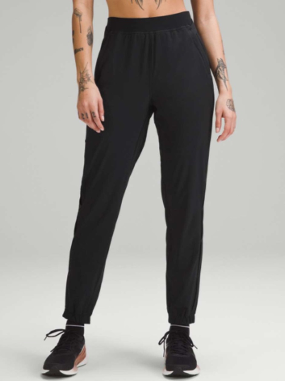 Lululemon Adapted State High-Rise Jogger *Airflow SIZE 4